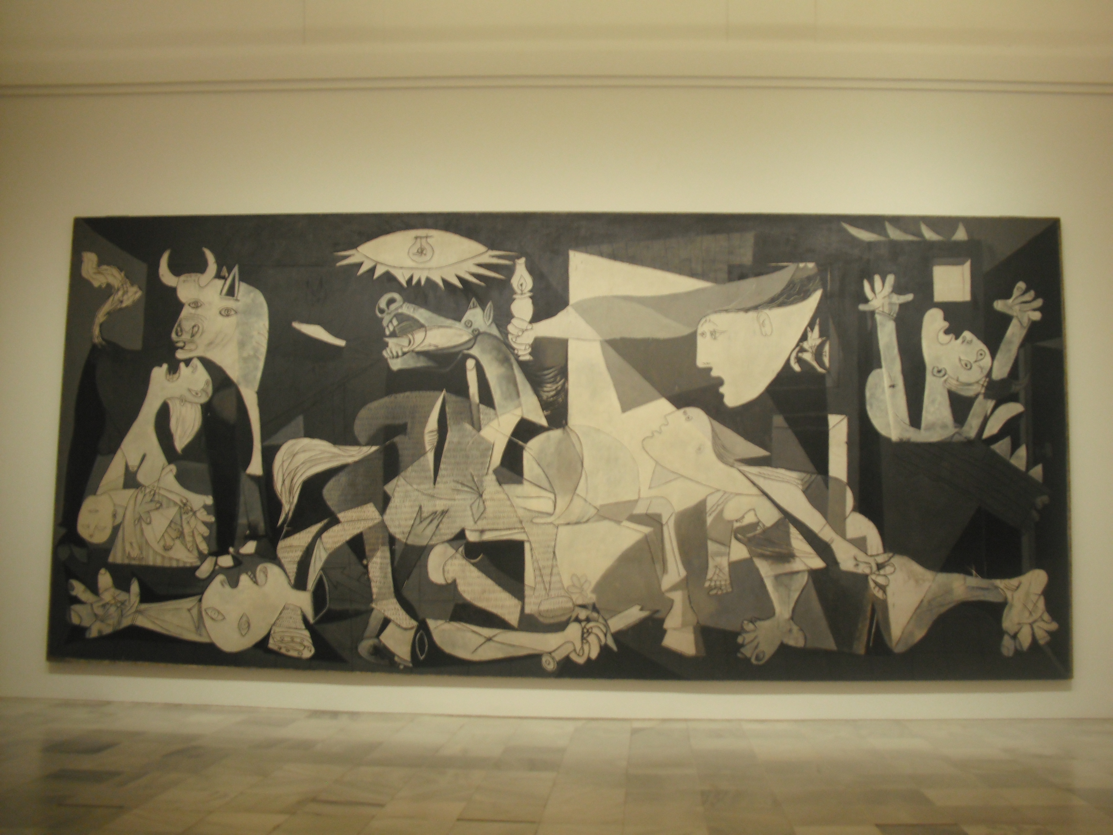 La rivincita degli stranieri - Guernica Reina Sofia