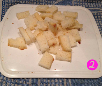 2. salmorejo cordobés - pane a pezzi