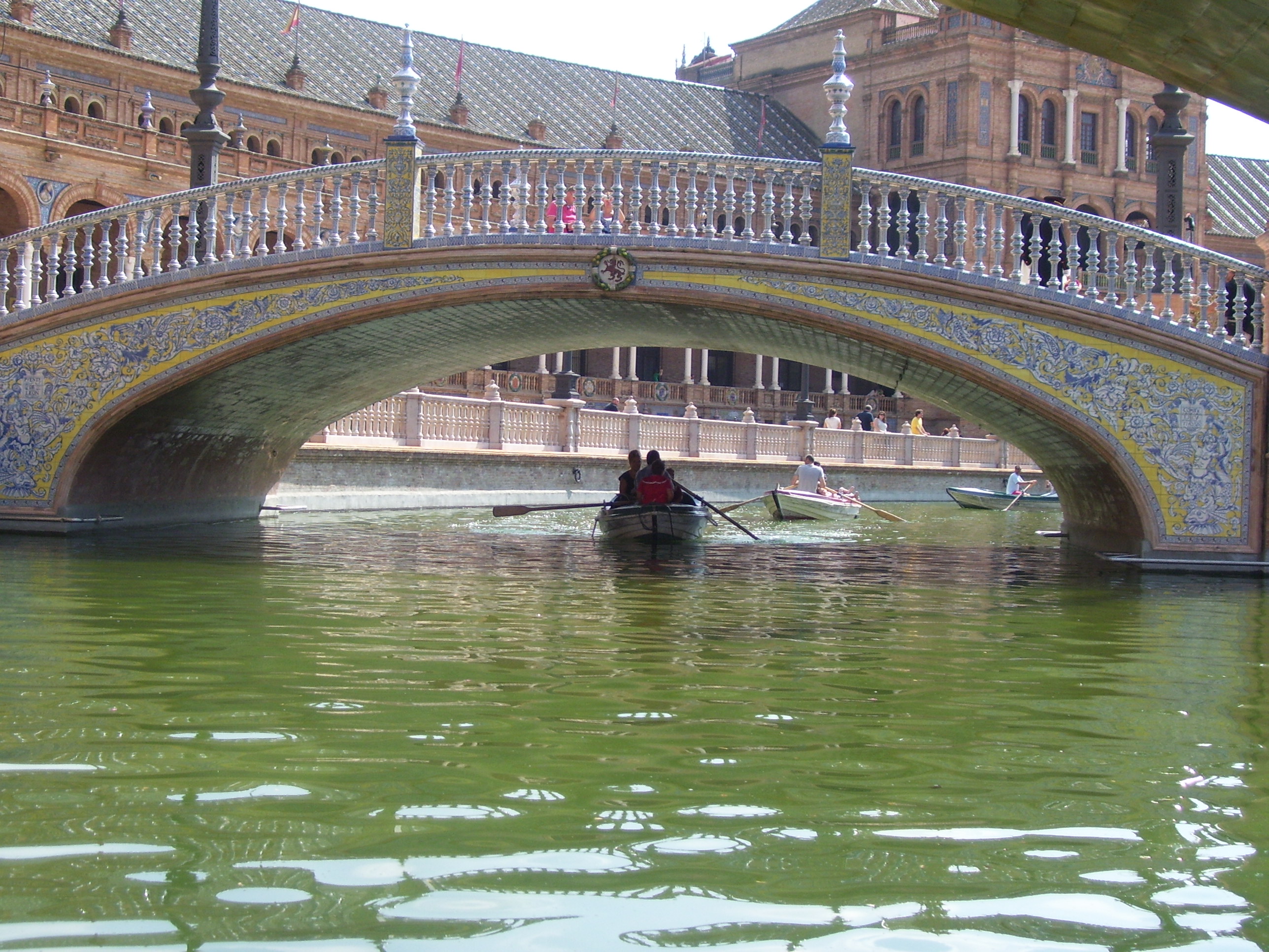 Plaza de España - barche - aspassoperlaspagna.it